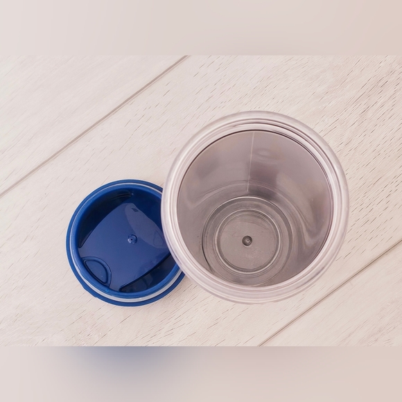 Hello Kitty LA Dodgers Travel Mug Stadium Giveaway - Picture 7 of 8